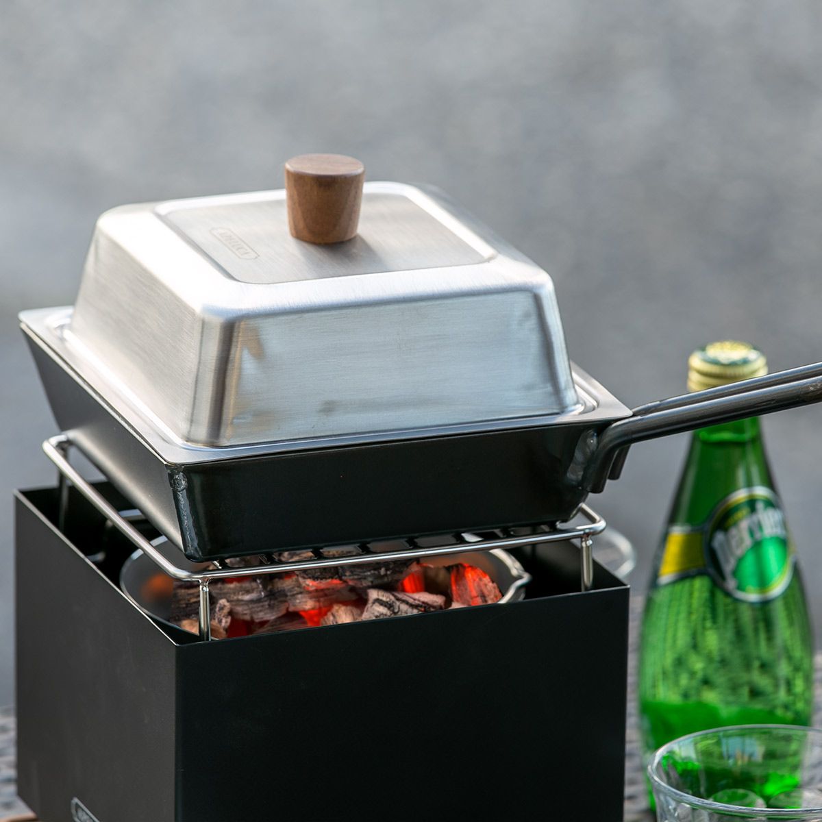 フライパン APELUCA コンパクトディープパン フタ付き 鉄製 日本製