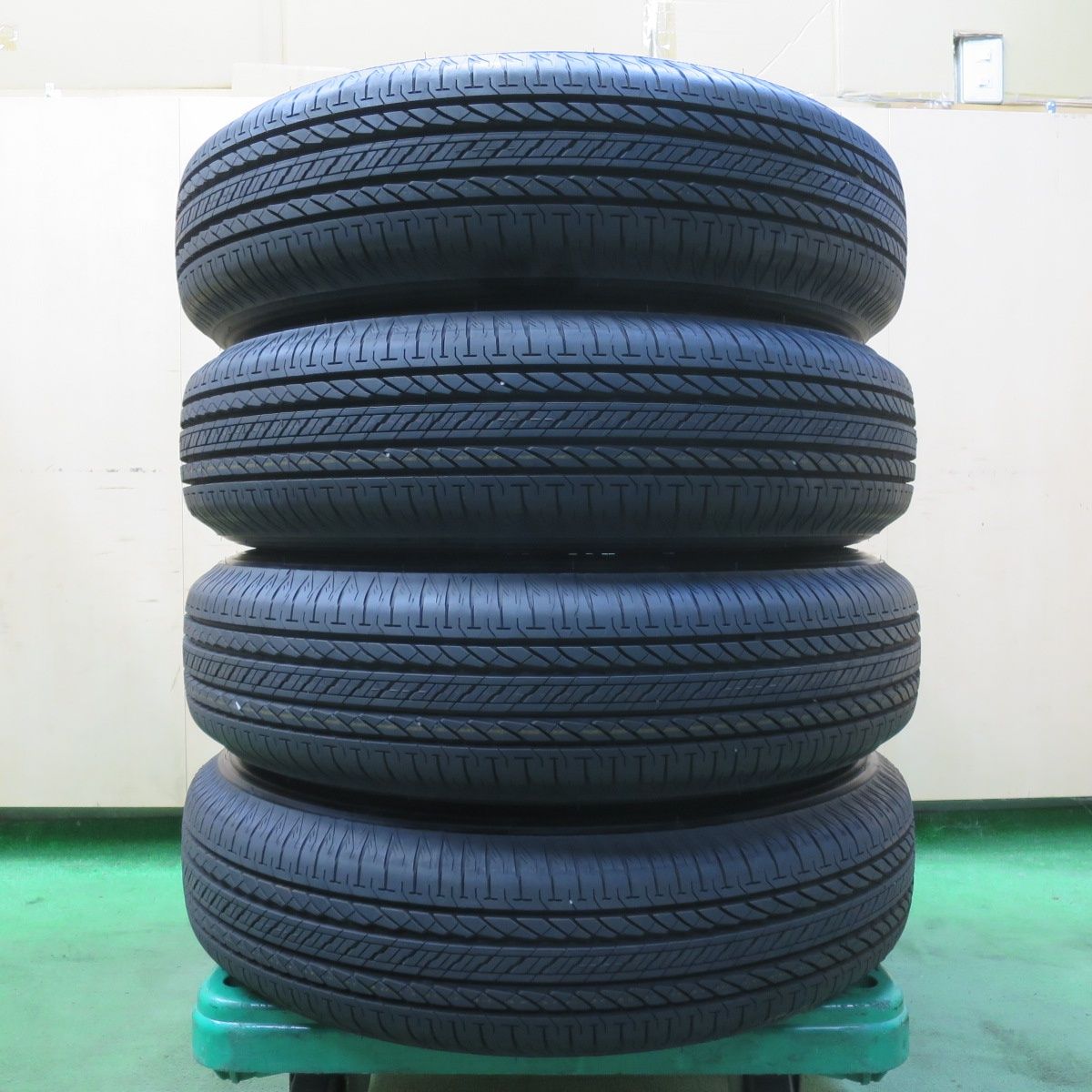 新車外し ジムニーJB64W純正タイヤ 175/80R16デューラーH/L852 新車外し！22年☆スズキ JB64 ジムニー 純正 175/80R16