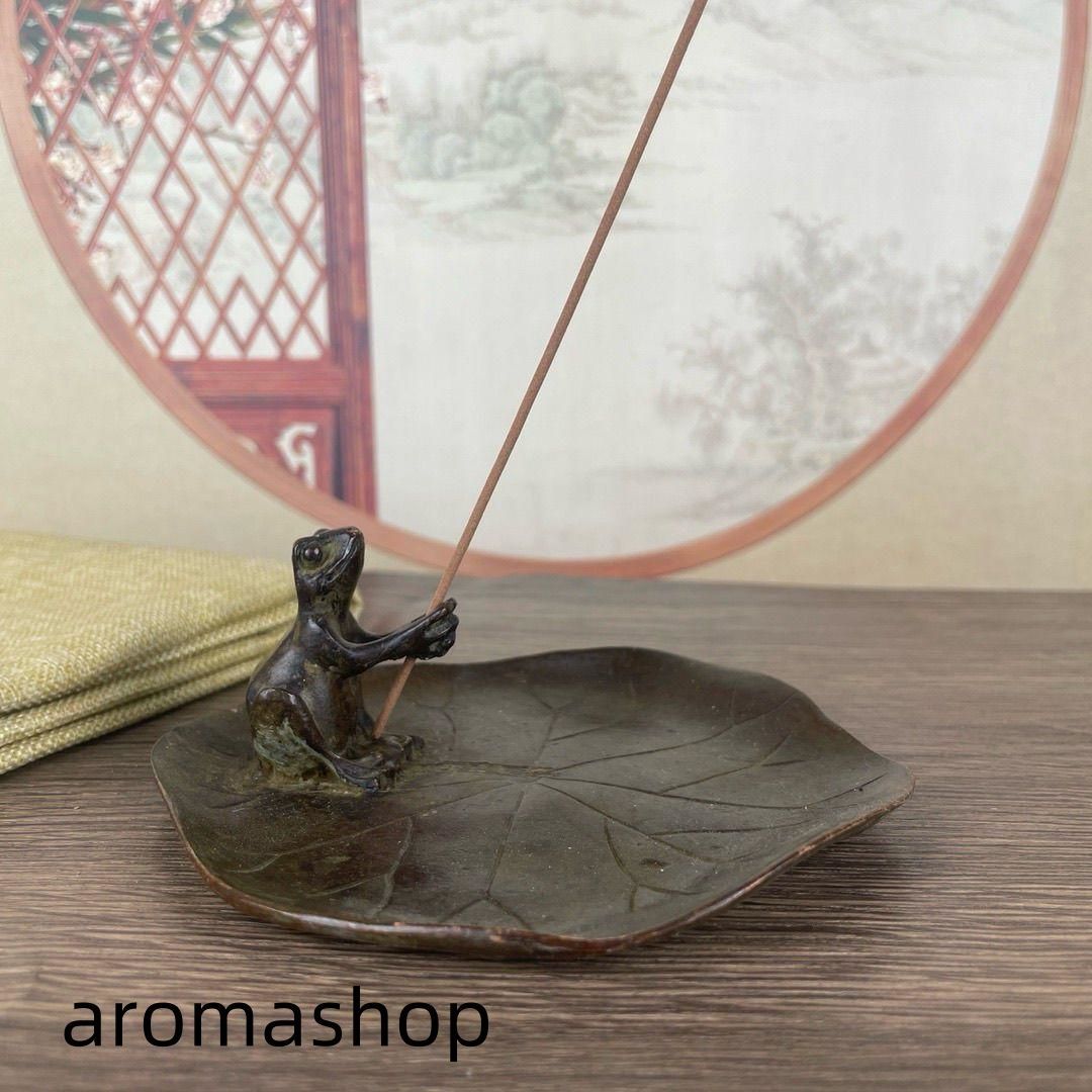銅製 小蛙 置物 銅彫物 茶道 茶寵 装飾品 工芸品 美術品 銅製 小蛙 置物 銅彫物 茶道 茶寵 装飾品 工芸品 美術品 青蛙
