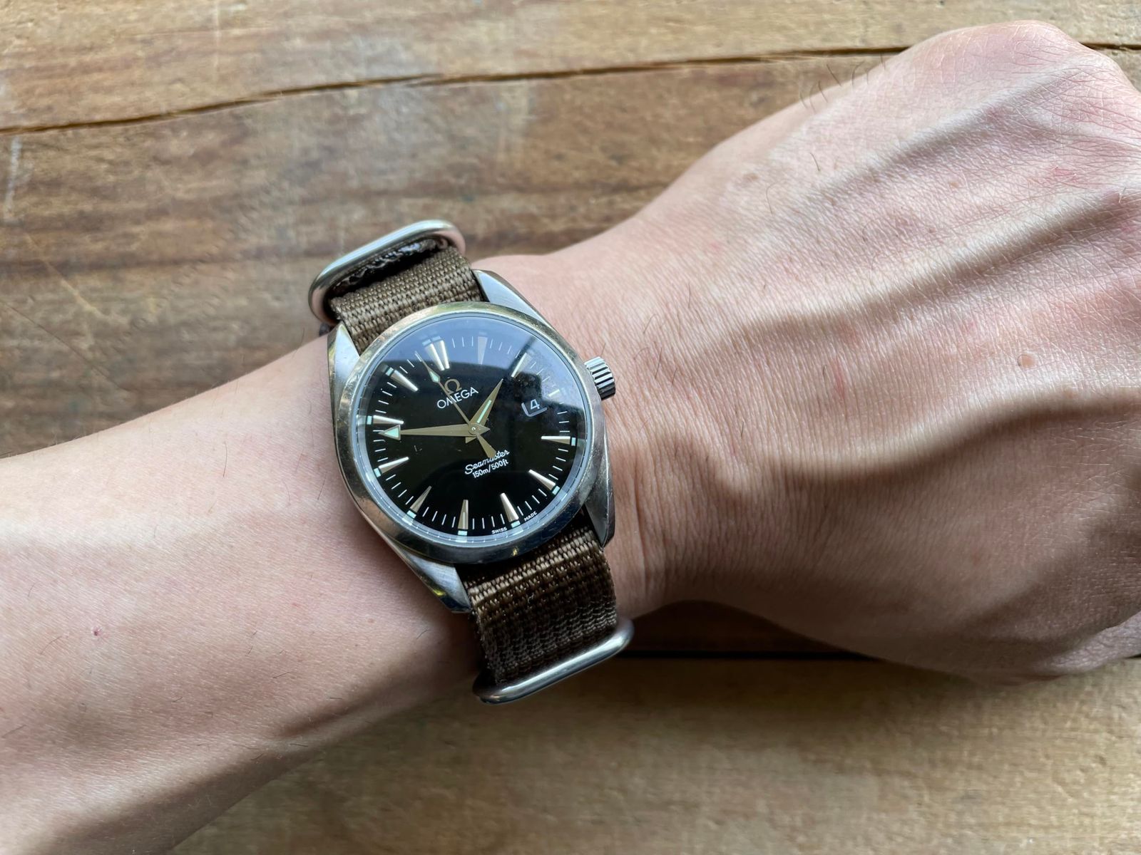 腕時計 メンズ 洗える ベルト ブランド 紳士 NATOベルト カレンダー ゴルフ 乗馬 アウトドア 春 夏 大人 10気圧防水 フランス WATCH 44mm イエロー 黄 atelierCODEL nato ベルト 職人が最高の付け心地を追求 腕時計 バンド