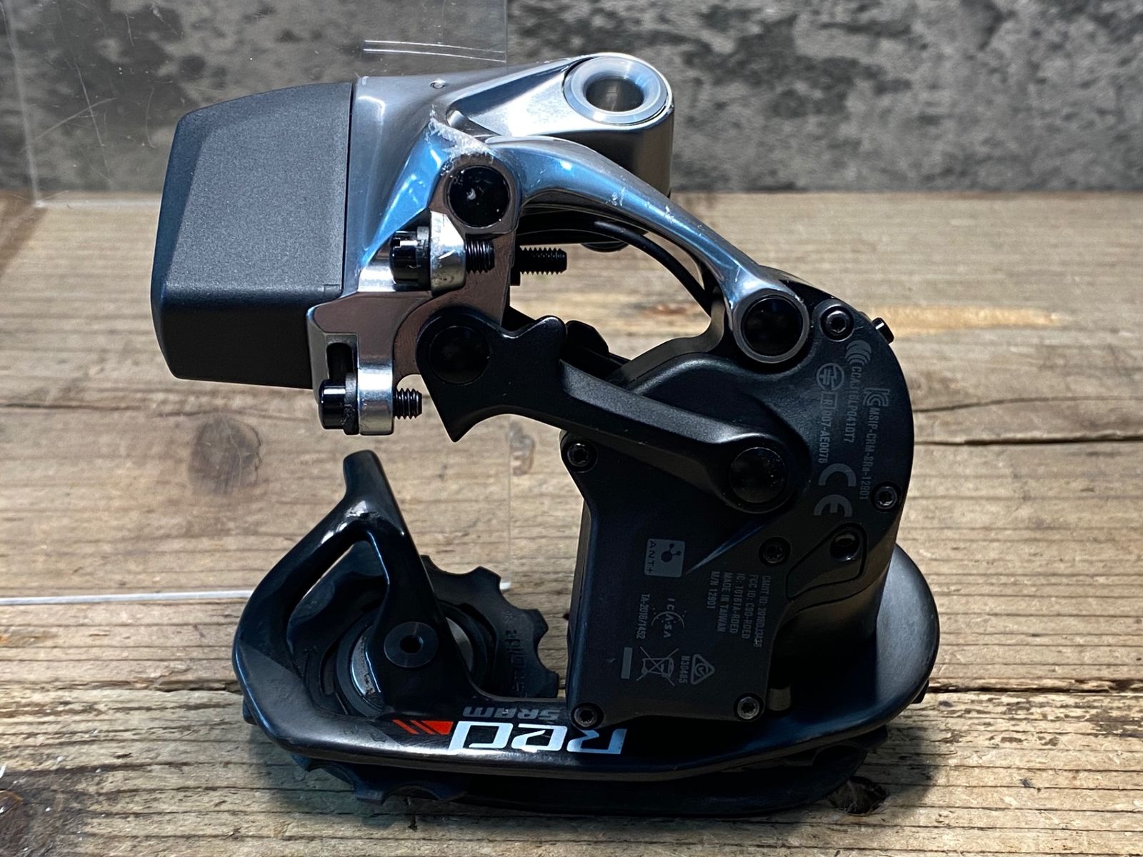 JG540 スラム SRAM RED E-TAP 電動 リアディレイラー 11s 端子陥没不良のためジャンク