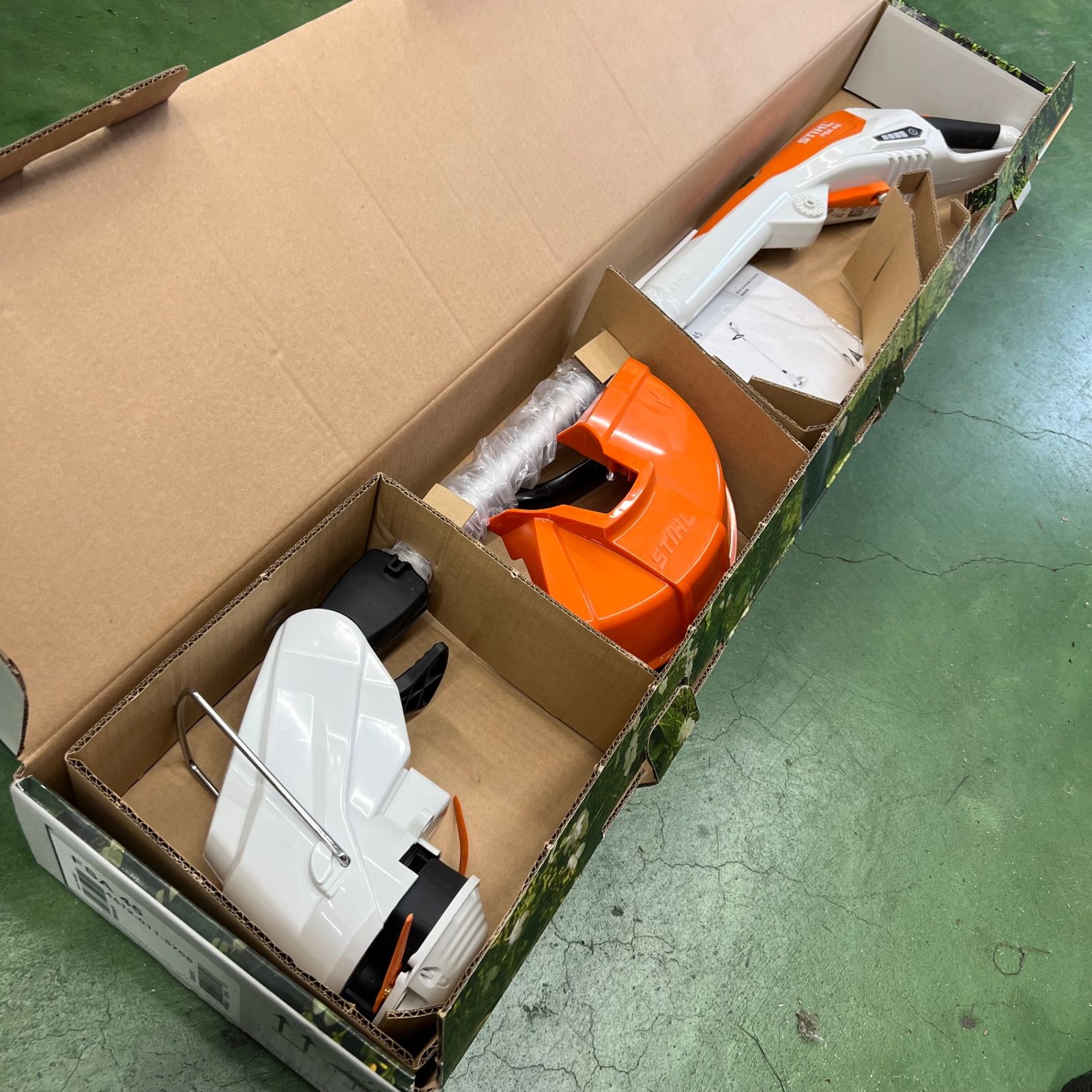 STIHL スチール FSA 45 バッテリー内臓 刈払機 店頭展示品【桶川店】 - メルカリ