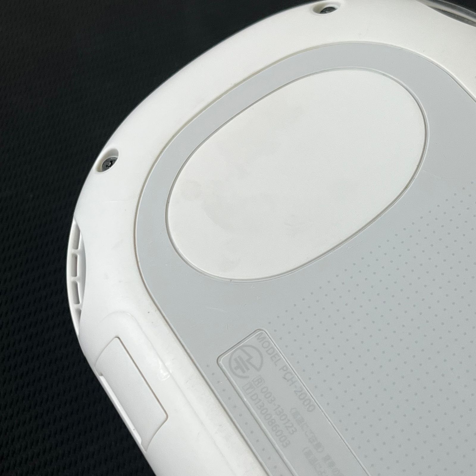 PlayStation Vita PCH-2000 白 ホワイト 本体のみ ジャンク ②