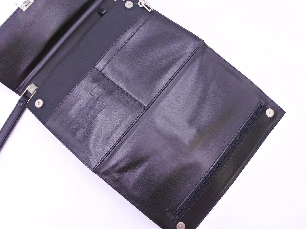 ダンヒル　dunhill クラッチバッグ　セカンドバッグ　レザー　黒　鍵付 美品 dunhill ダンヒル 本革 レザー クラッチ バッグ 黒
