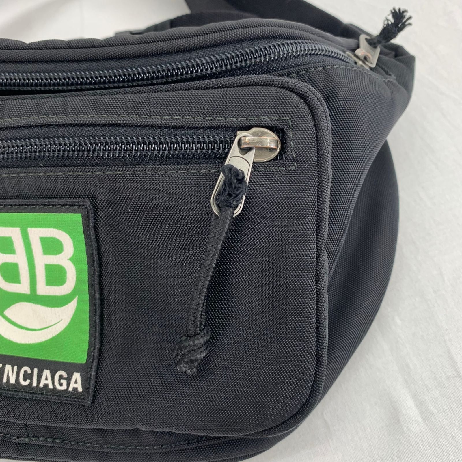 BALENCIAGA