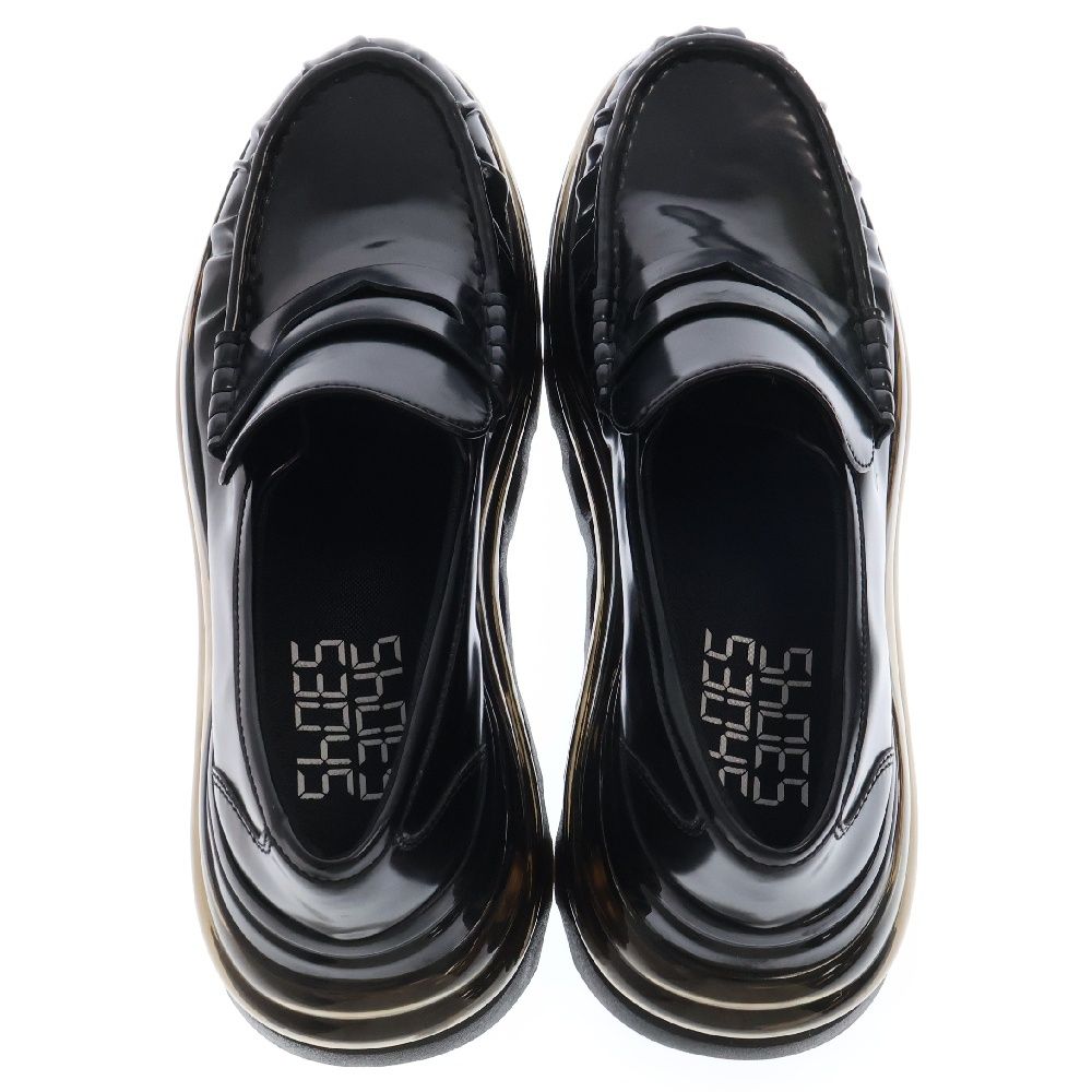 上等な SHOES53045 黒の厚底ローファー 靴