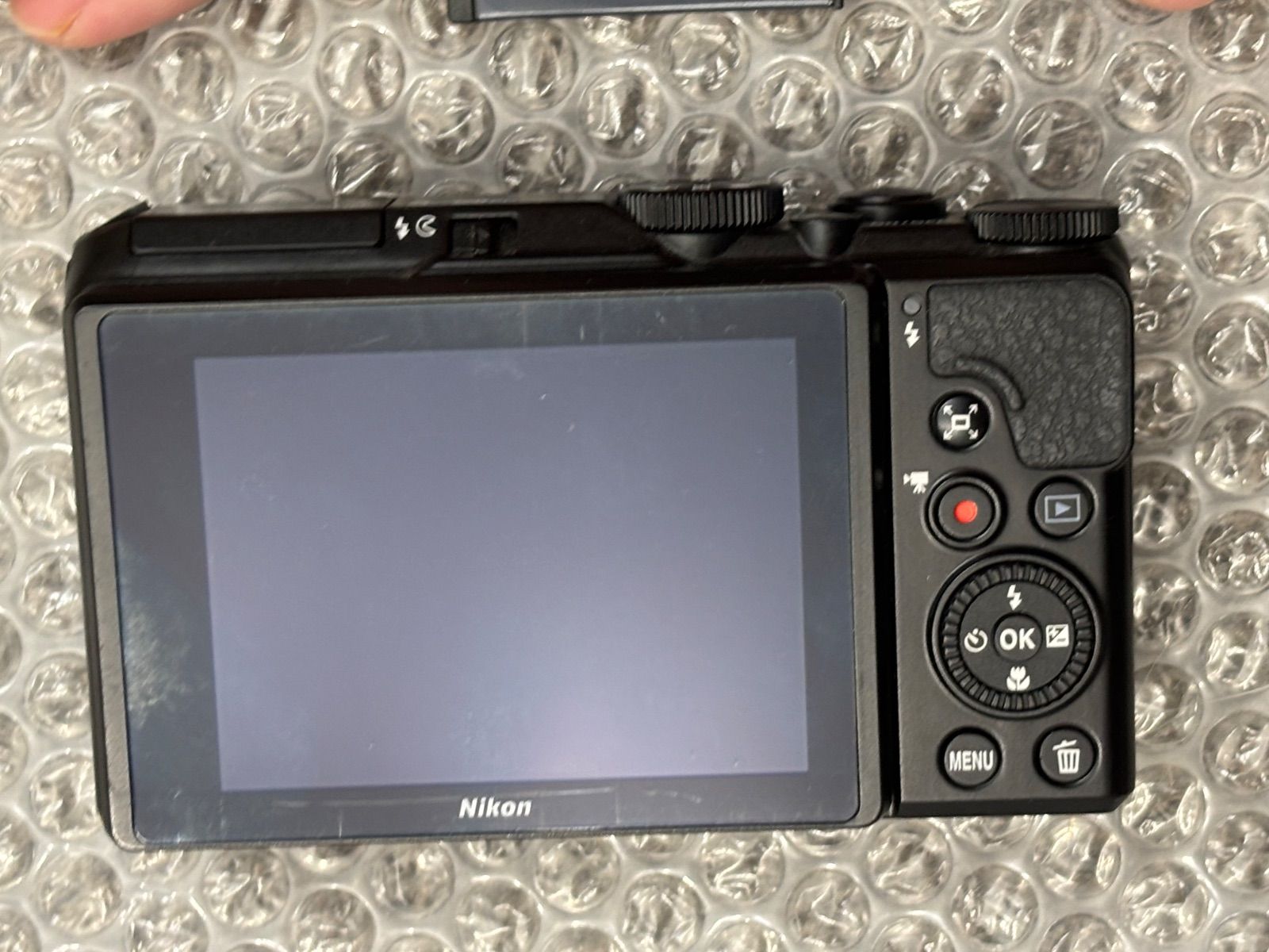 超美品Nikon COOLPIX A900 35倍ズーム　少し値下げしました。 超美品Nikon COOLPIX A900 35倍ズーム 少し値下げしました