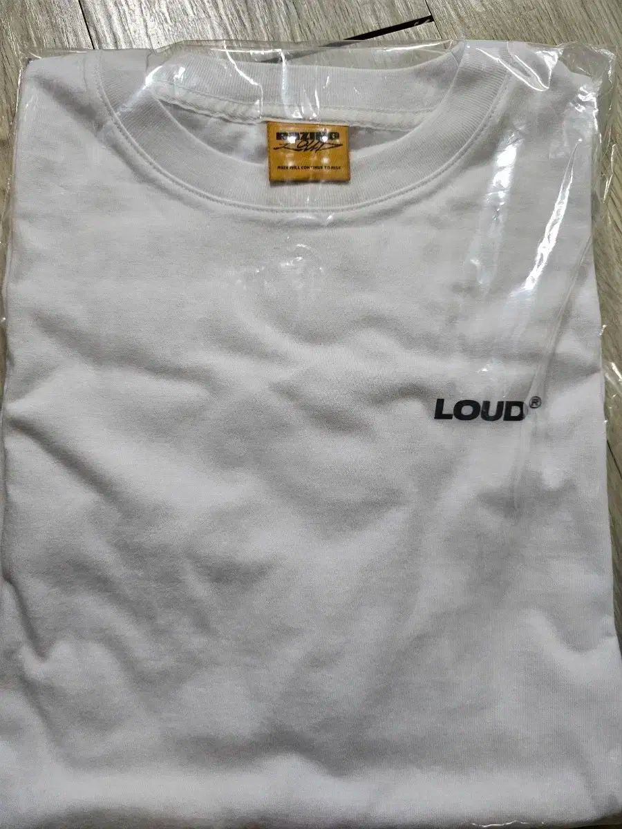 RIIZE(ライズ) コンサート キャラクター Tシャツ（ウォンビン