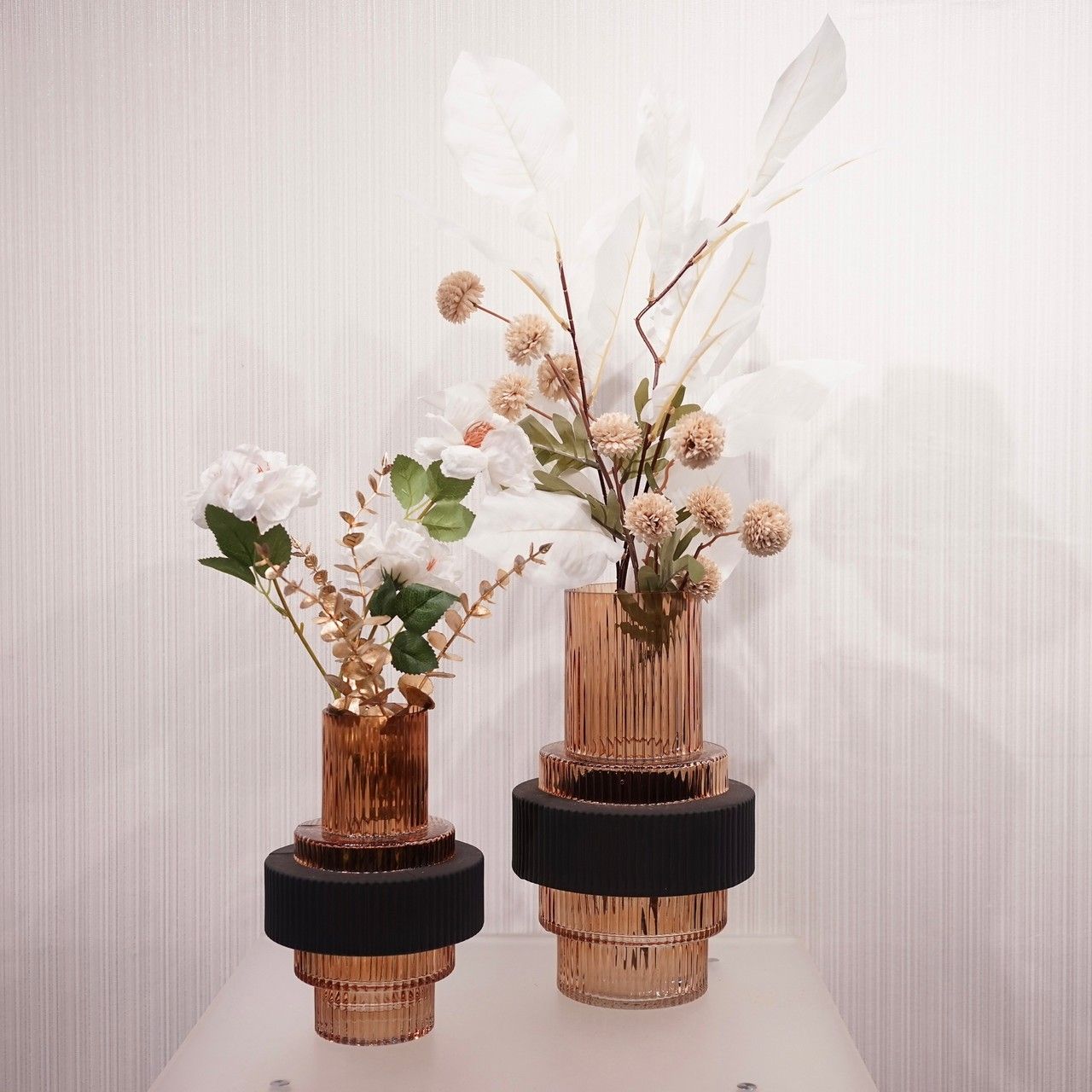 輸入品 フラワーベース ガラス 2個セット 造花付き 花瓶 モダン 雑貨 小物 ナチュラル 北欧 オブジェ