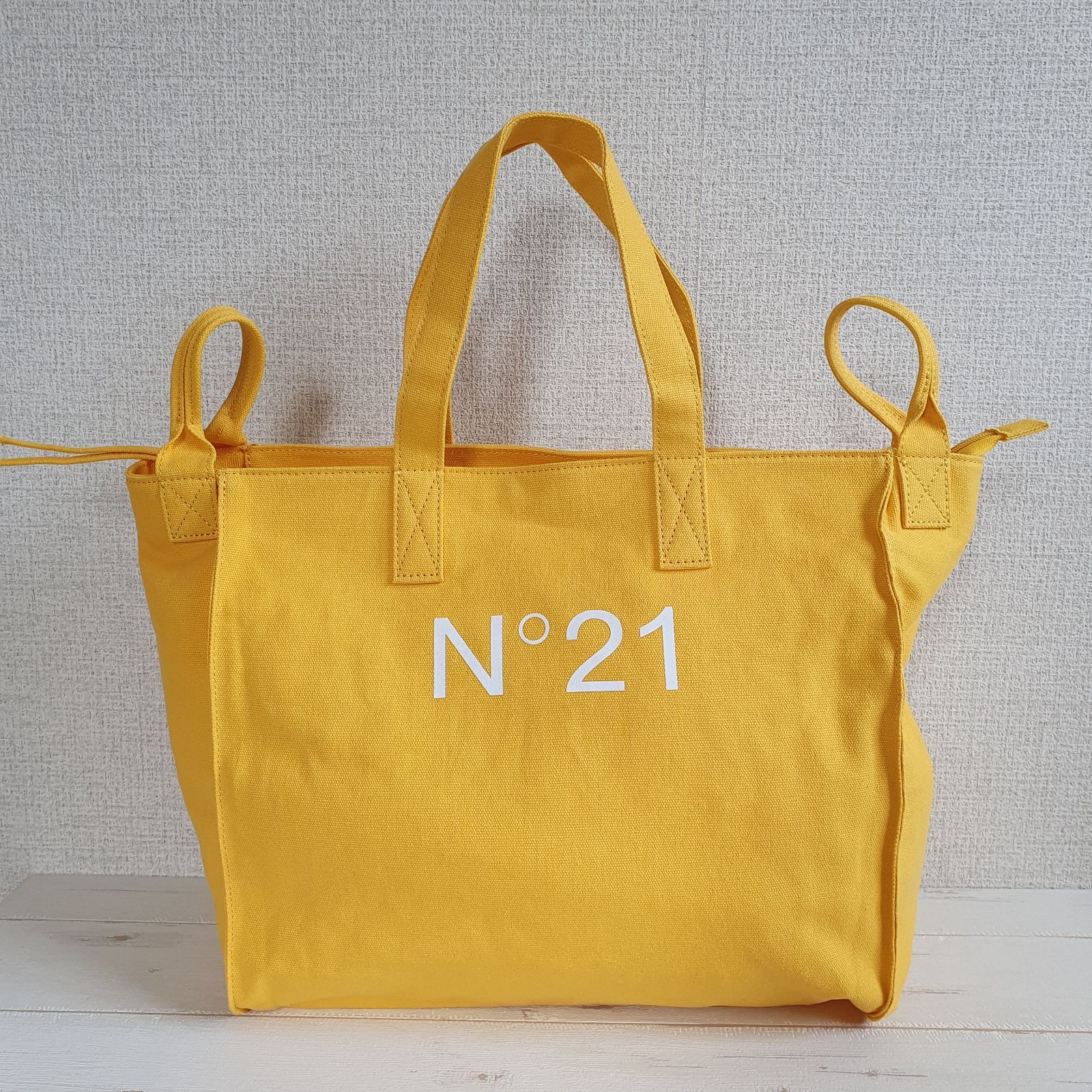 新品・未使用】N°21 KIDS ロゴ コットントートバッグ イエロー 