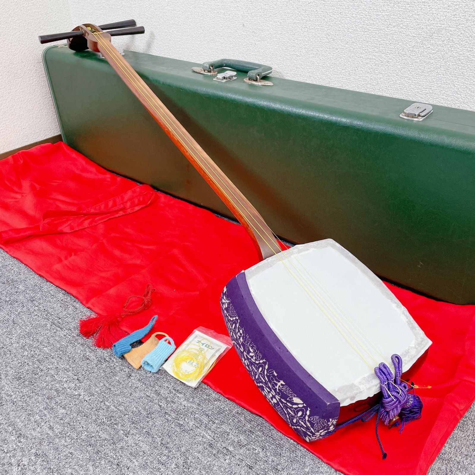 三味線 細棹 花梨 ２本継 平溝 丸打胴 和楽器