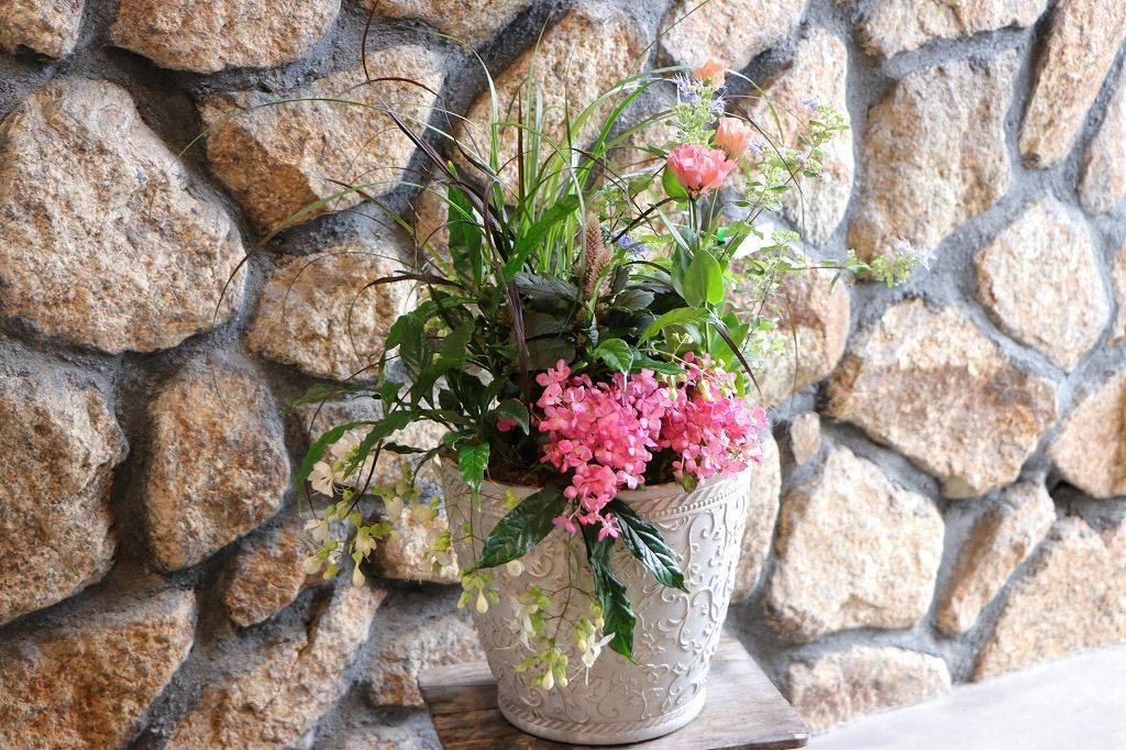 秋の草花のエレガントスタイル寄せ植え