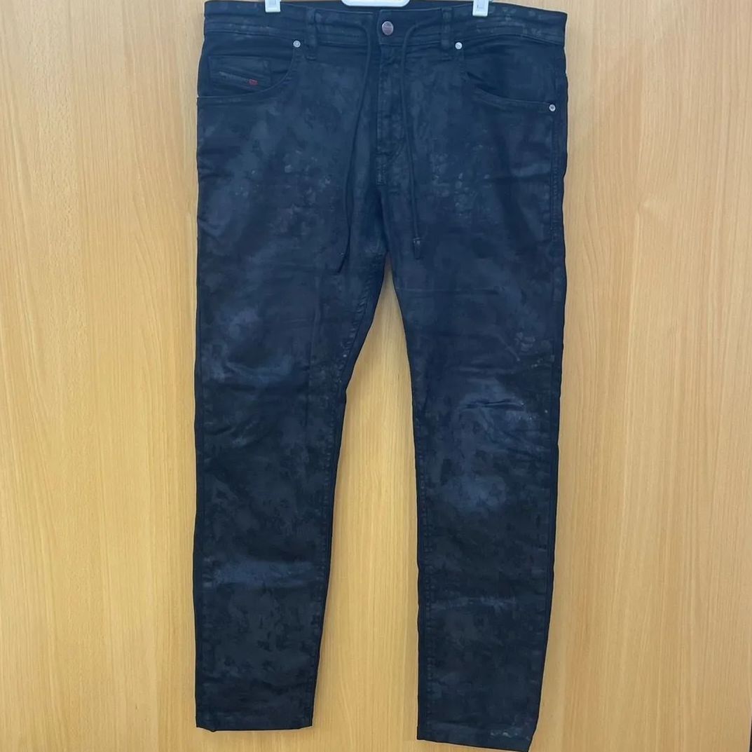 【✨ほぼ未使用✨】ディーゼル　Size34 made in italy BLACK 黒 ダメージ加工　ペンキ加工　ヒョウ柄　ロック　ROCK グラデ diesel ウエスト紐　ゆったり　アメカジ　イケオジ　高級　ヴィンテージ