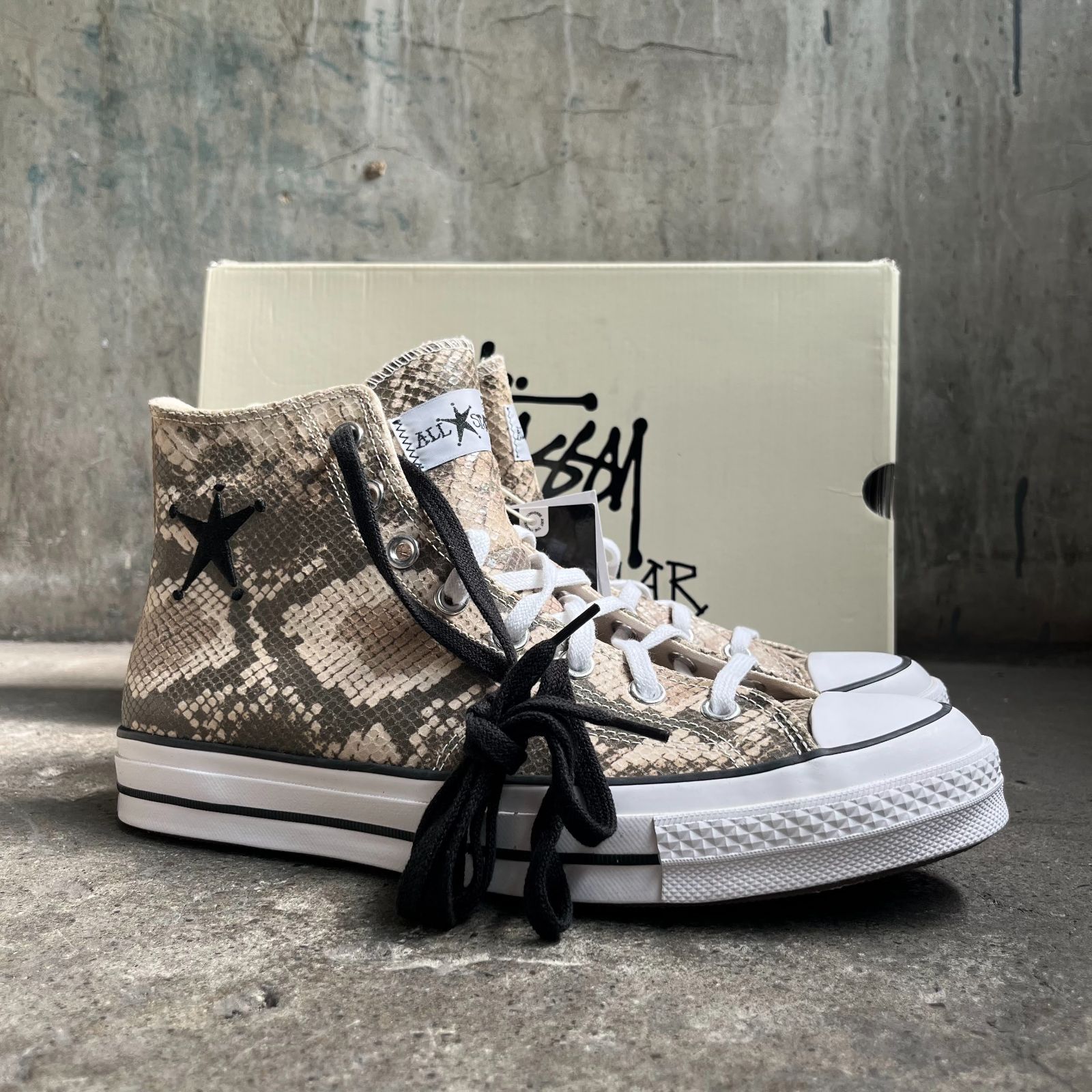 わ*が様 【海外限定 超希少】STUSSY×CT70 蛇柄 スニーカー わ*