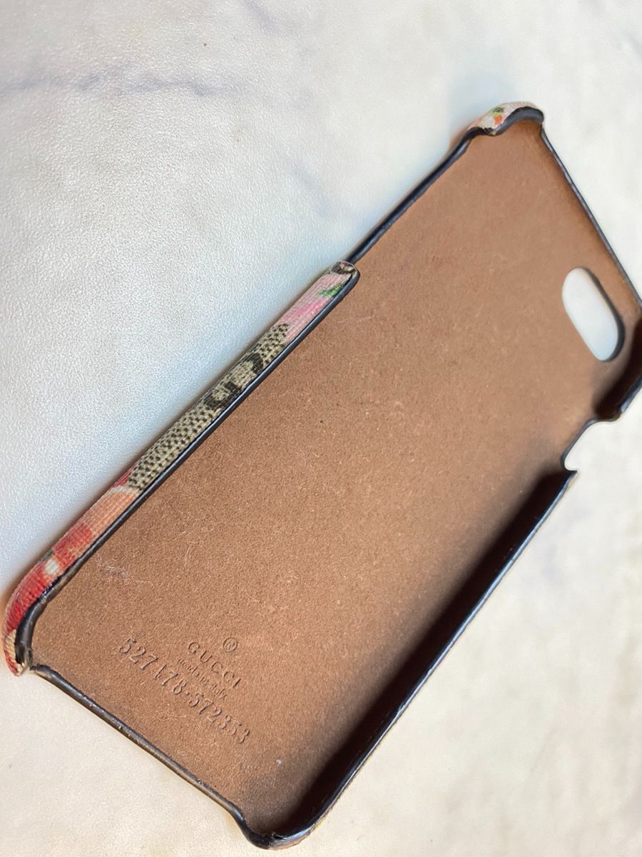 GUCCI☆GGブルームスiPhone8スマホケース 【公式通販】