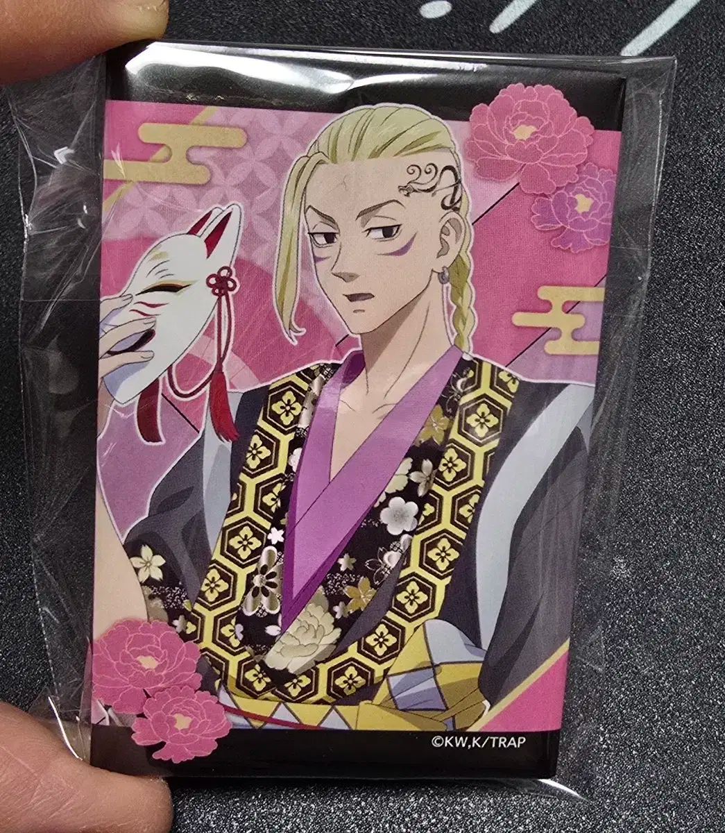 東京リベンジャーズ りゅうぐうじ ケン 栄光 バッジ