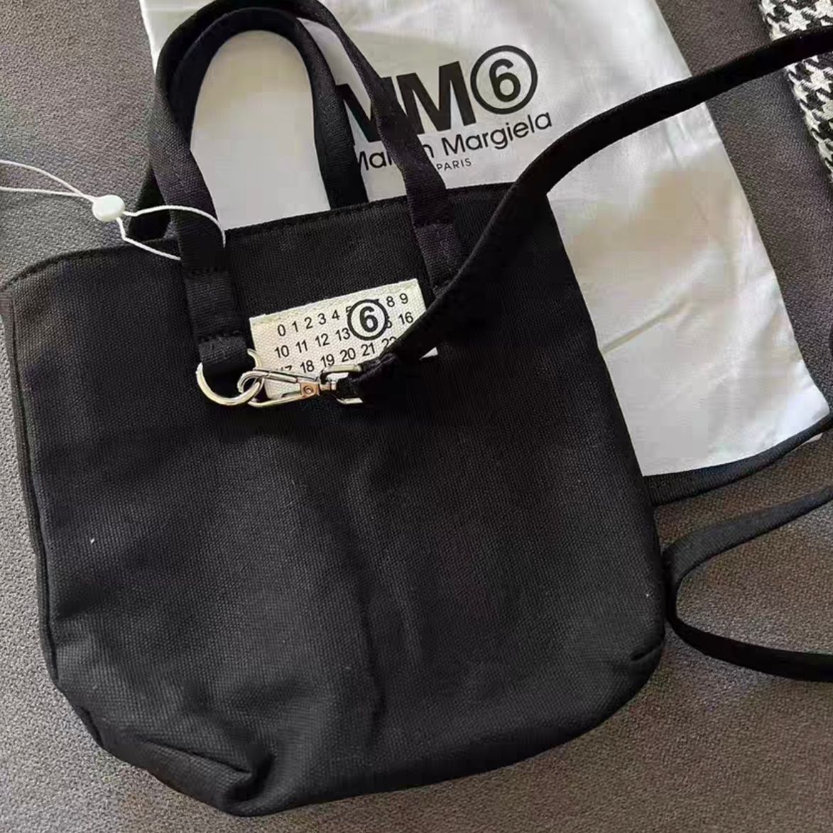 値下げ不可】MM6/メゾンマルジェラ ボディバック 傷付ける 