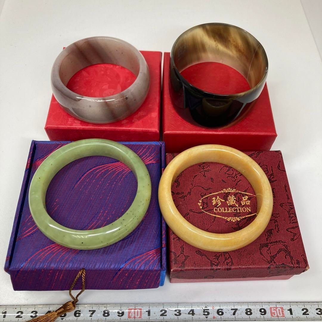 翡翠等バングルいろいろ