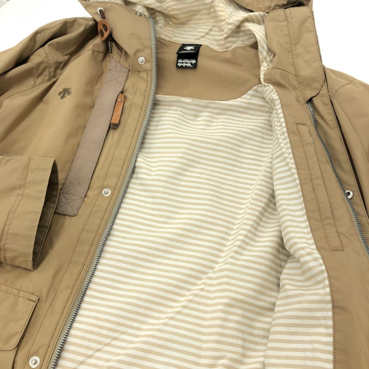 DESCENTE デサント マウンテンパーカー ベージュ ナイロンジャケット 
