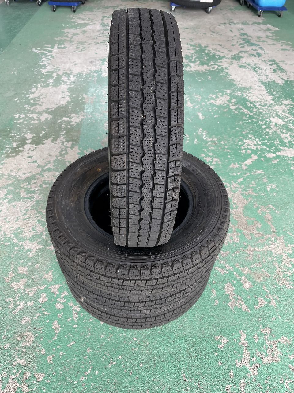 DUNLOP WINTER MAXX SV01 145R12 6PR LT スタッドレスタイヤ 4本セット