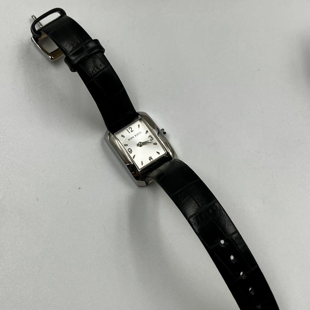 【NINA RICCI 】ニナリッチ　腕時計 NINA RICCI - 即決 NINA RICCI ニナリッチ 腕時計 2P20-0500の
