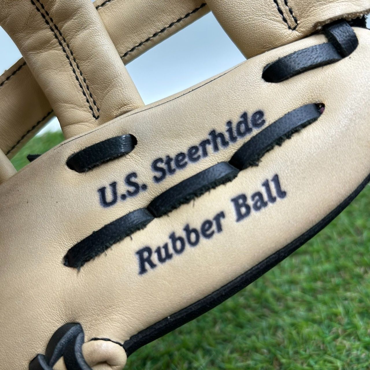 グローブ 左投げ