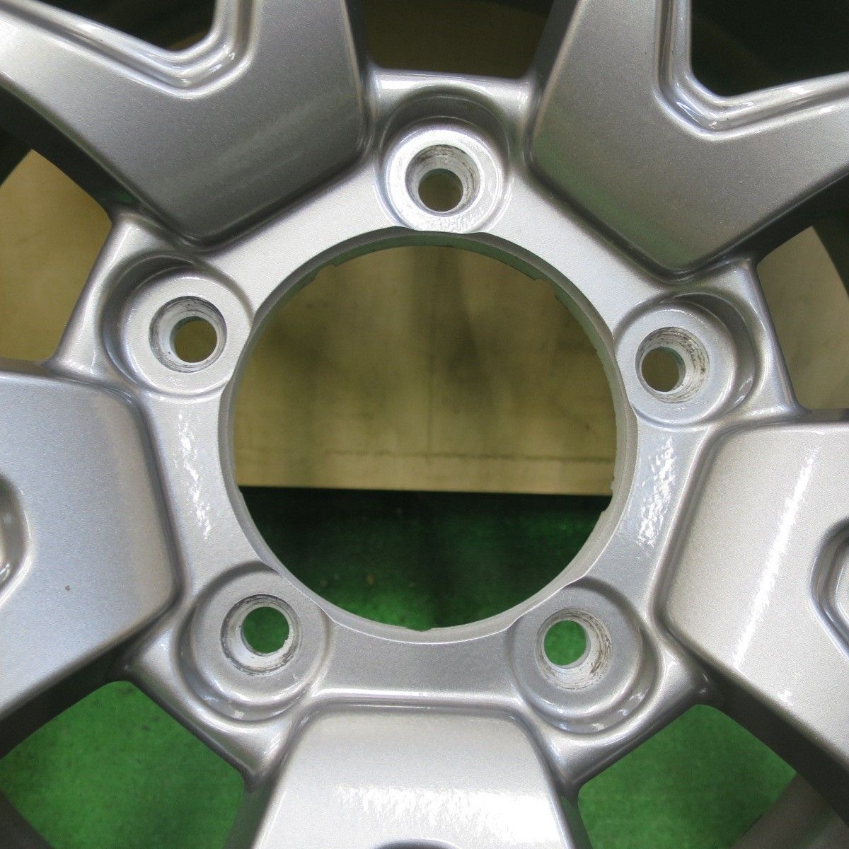 新車外し！25年☆スズキ JB64 ジムニー 純正 175/80R16