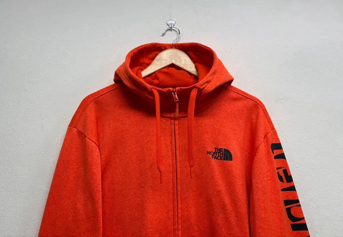 ✨在庫一掃 超特価 20枚まとめ売り ノースフェイス チャンピオン 他 パーカー THE NORTH FACE(ザノースフェイス) フード付き ジップアップ