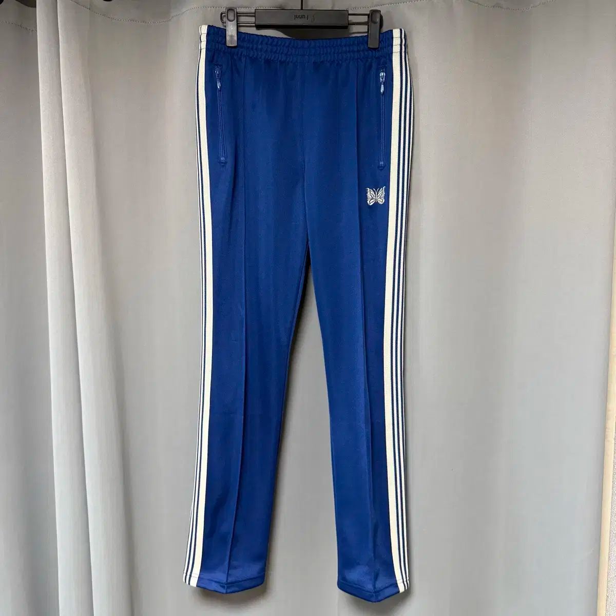 needles トラックパンツ　2024 ロイヤルブルー Sサイズ needles トラックパンツ 2024 ロイヤルブルー Sサイズ - メルカリ