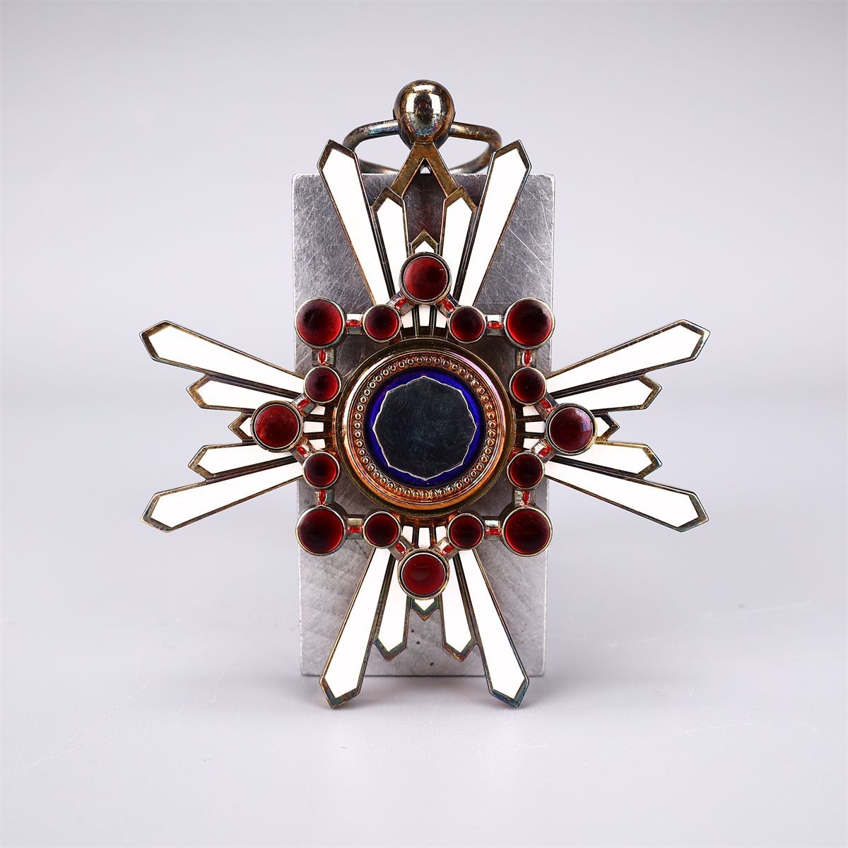 勲章 【勲一等瑞宝章】 共箱付 極美品NZG - メルカリ