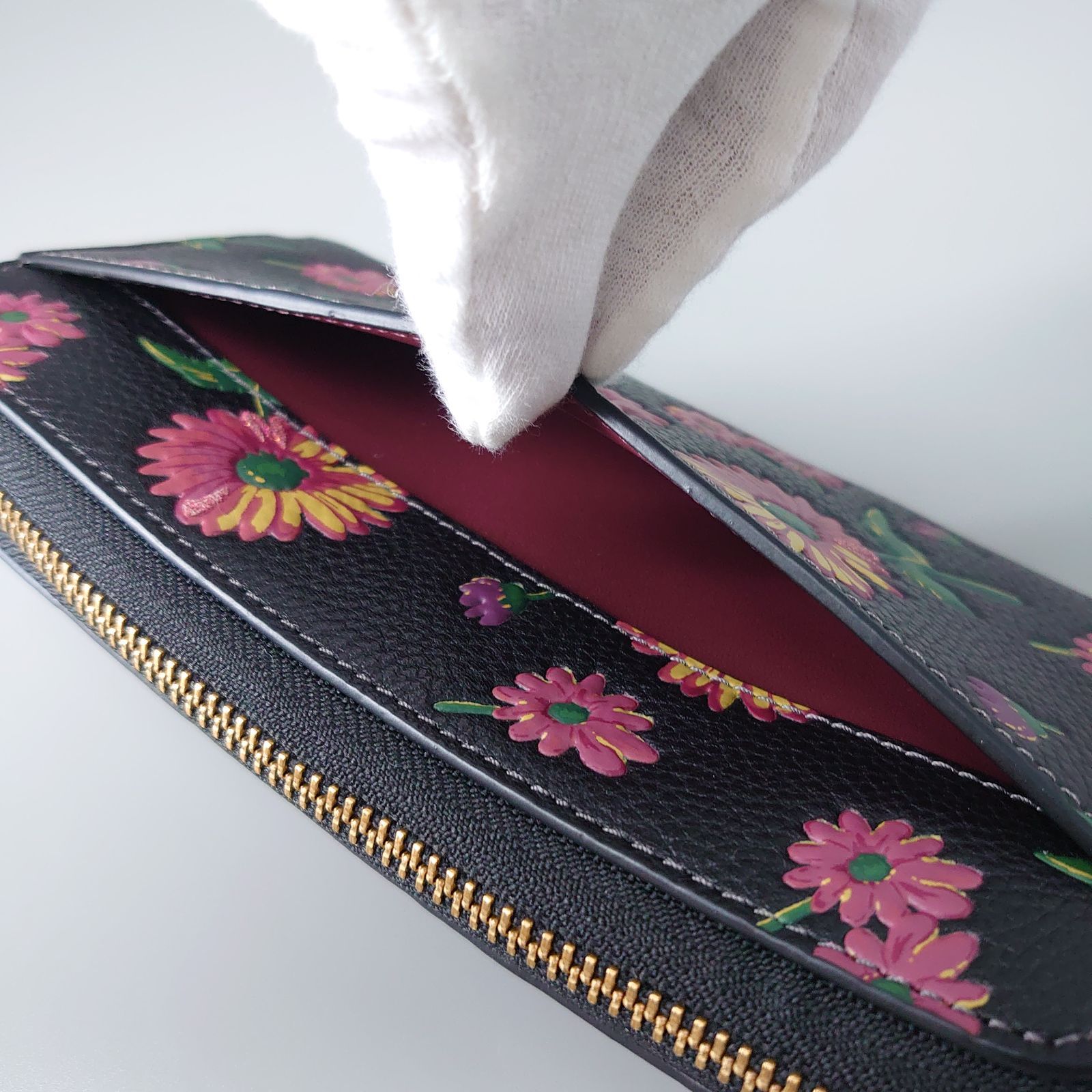 COACH コーチ アコーディオン ジップ ウォレット フローラル