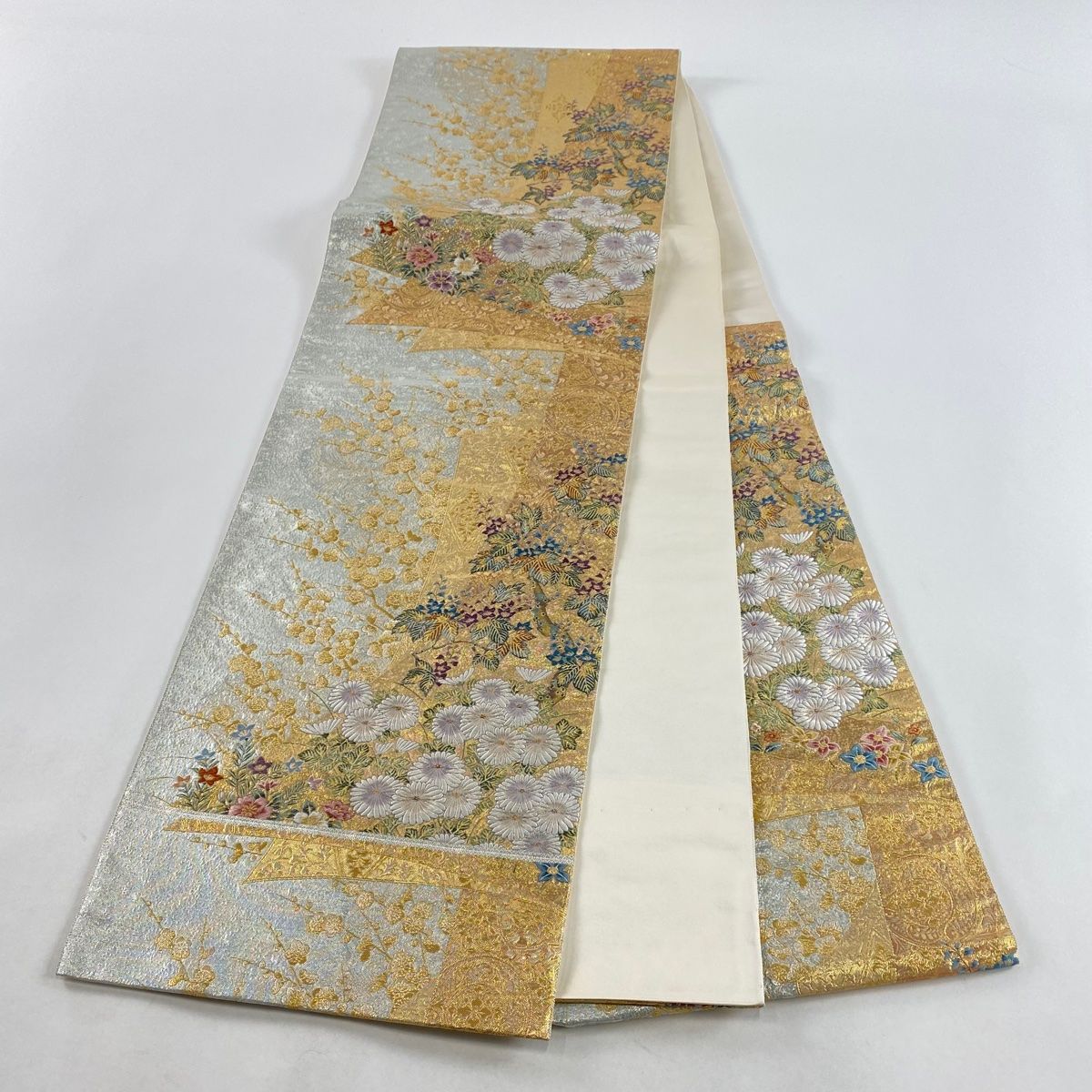 袋帯 美品 秀品 草花 金糸 箔 金色 六通 正絹 【中古】 - メルカリ
