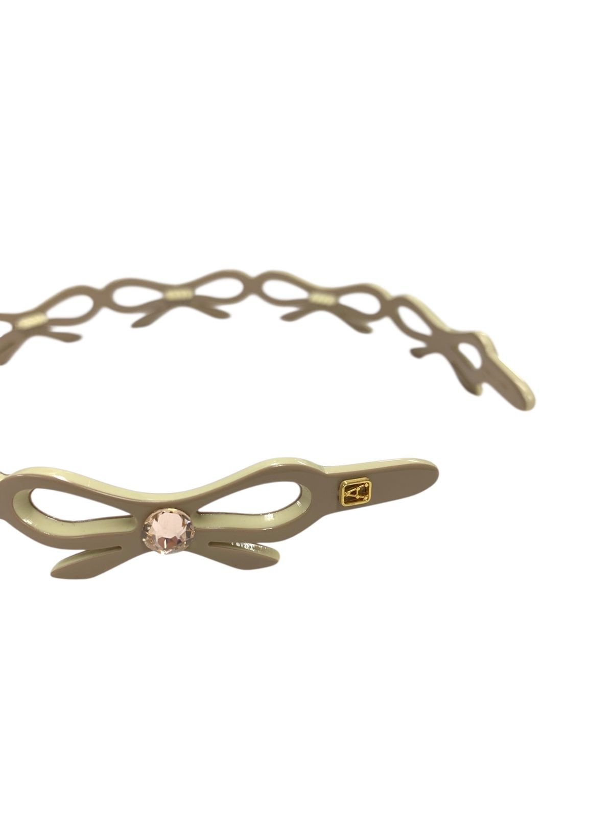 ベージュ リボン