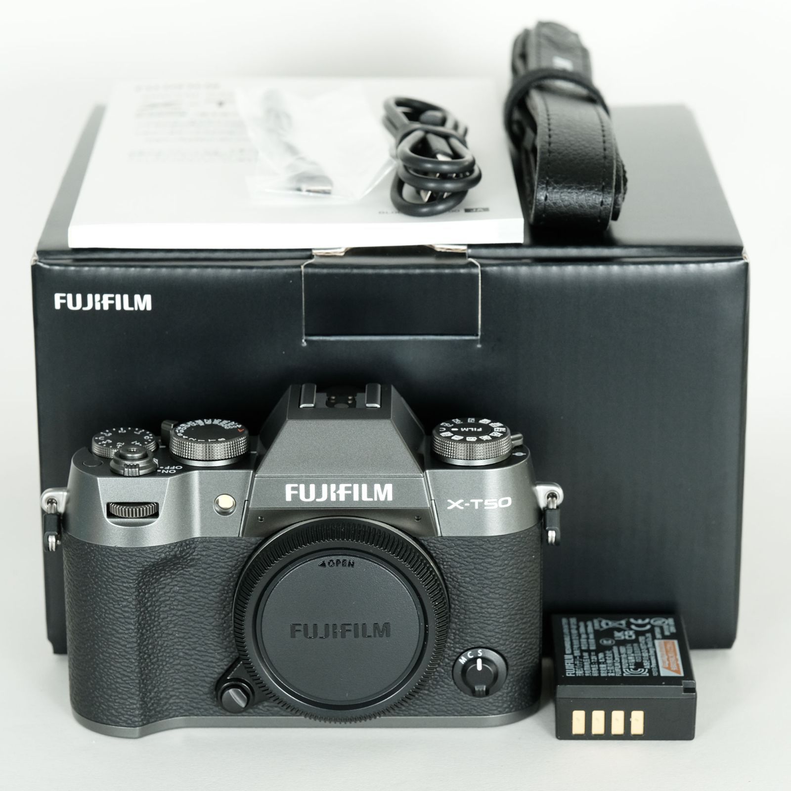 ｜シャッター数554回 FUJIFILM X-T50 ボディ チャコールシルバー | 富士フイルムXマウント