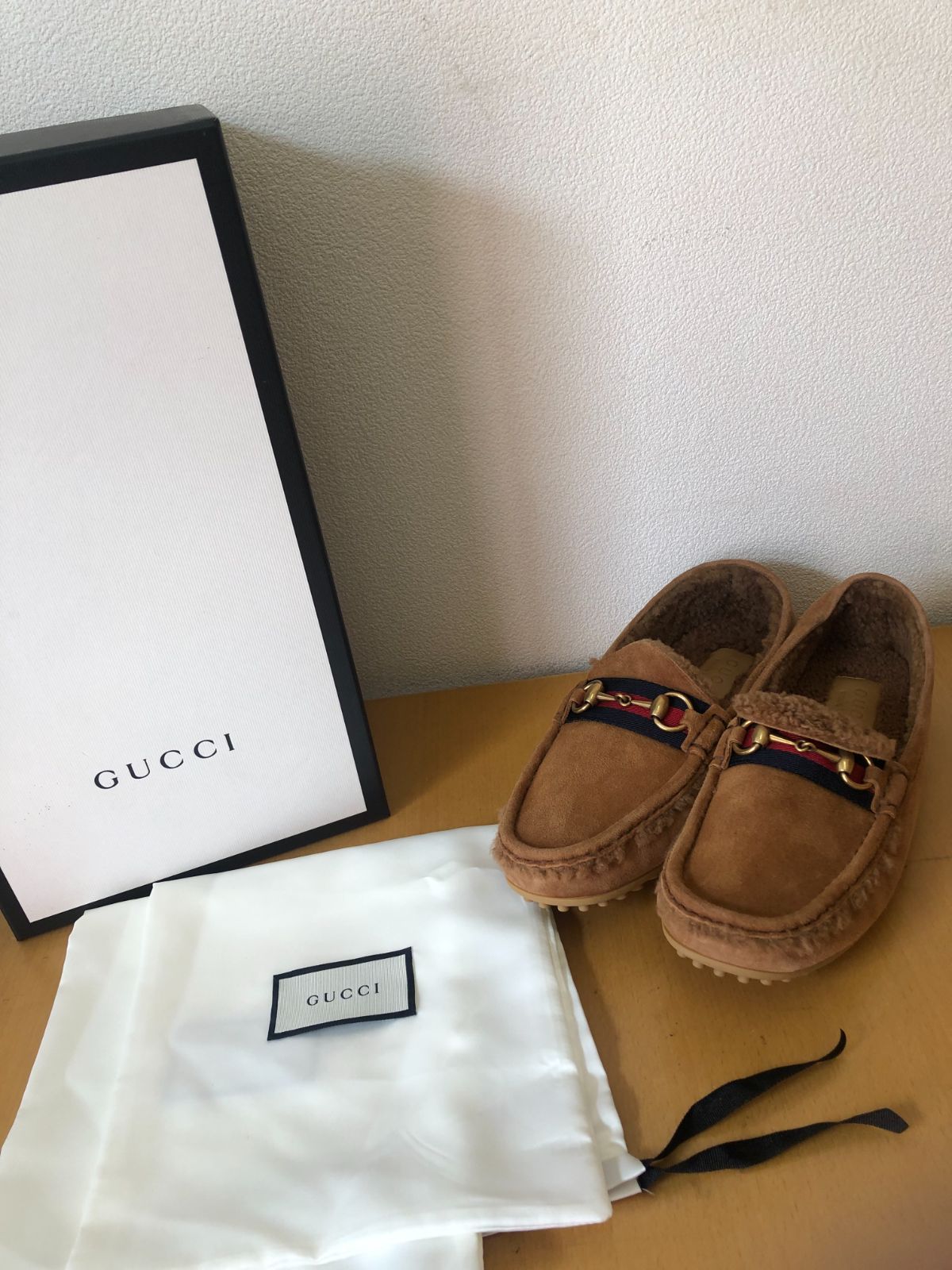 【GUCCI】■ グッチ  497114   スウェード ムートンモカシン  ローファー サイズ８■