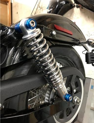 WAY KOOL ショック マウント レッド 2009〜17年ダイナ BRIGHTFACE_UK