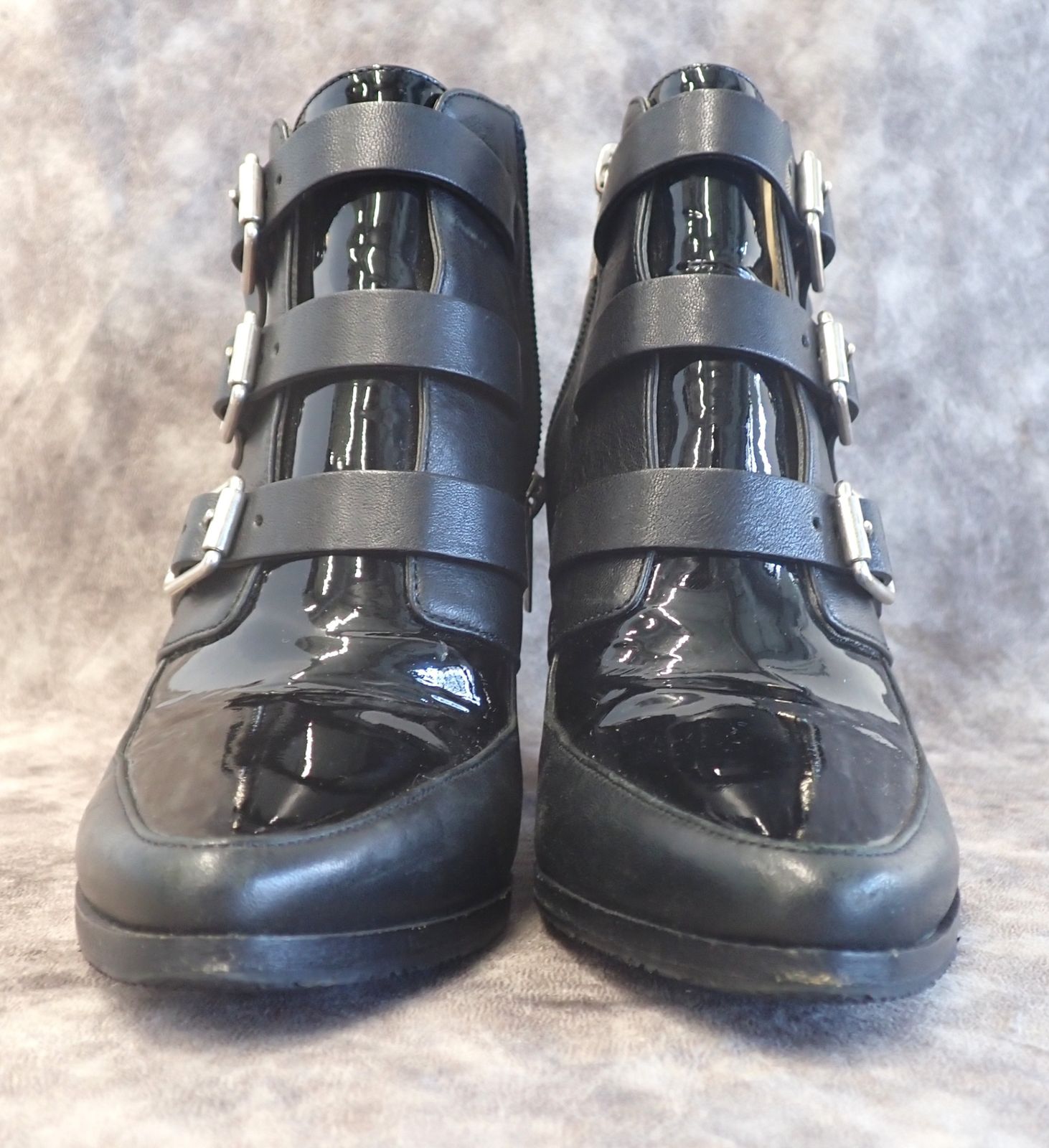 ジミーチュウ ショートブーツ 黒