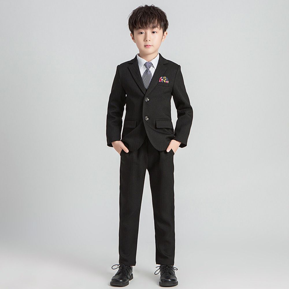 ブラック  140cm  男の子スーツ フォーマル 4点セット pmyf35 キッズ フォーマル 男の子 子ども服 タキシード キッズスーツ おしゃれ ワイシャツ ズボン 4点セット 男の子スーツ 入学式 卒園式 結