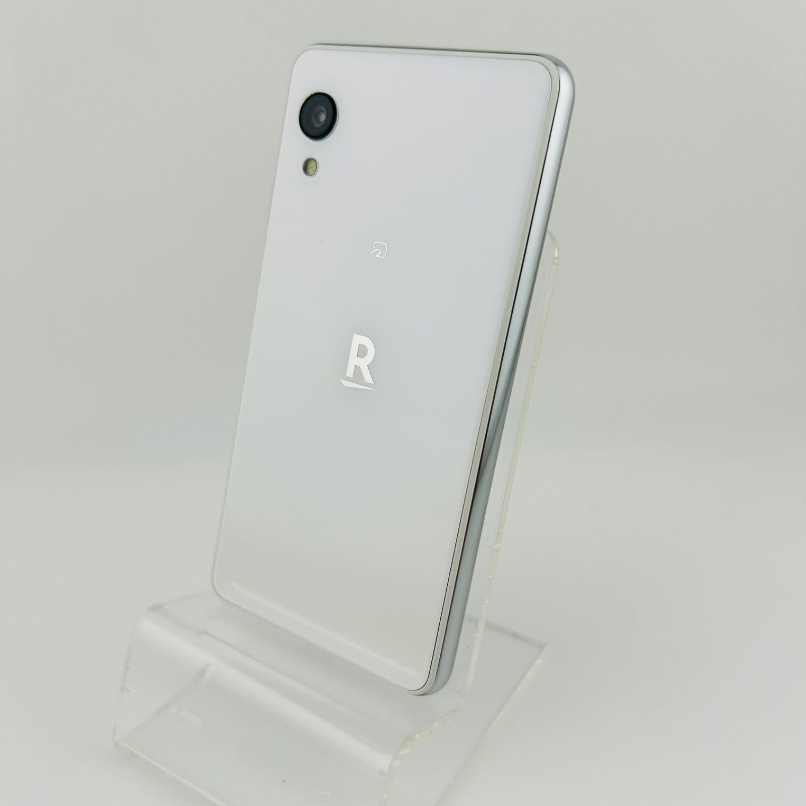 Rakuten - Rakuten mini ホワイトモバイルバッテリーつき 楽天ミニのバッテリーの持ちが悪いのでモバイルバッテリーをつけ