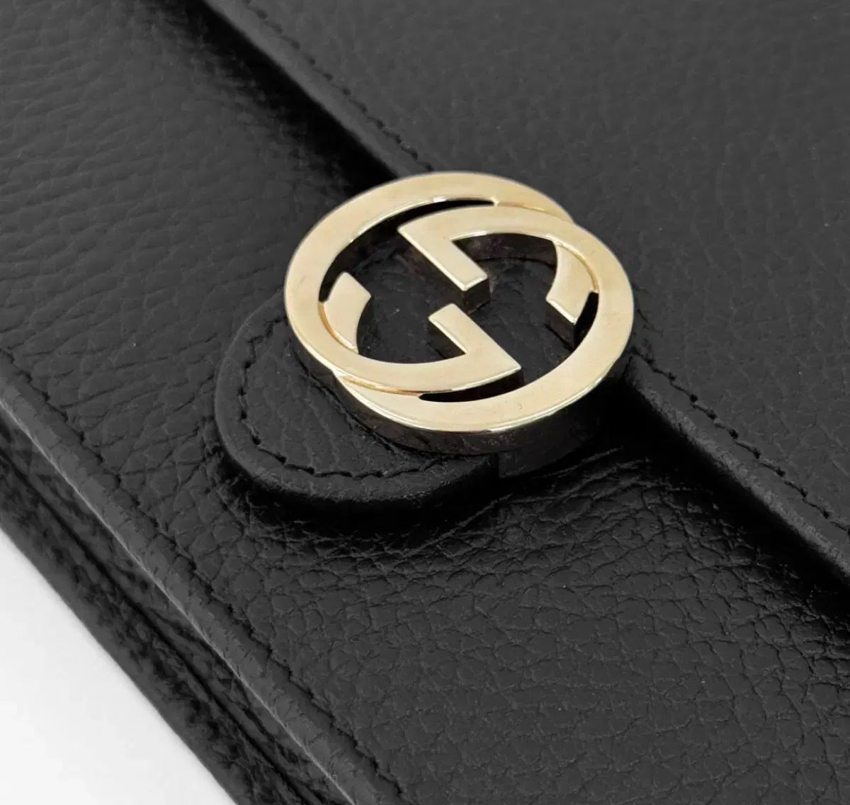 GUCCI グッチ