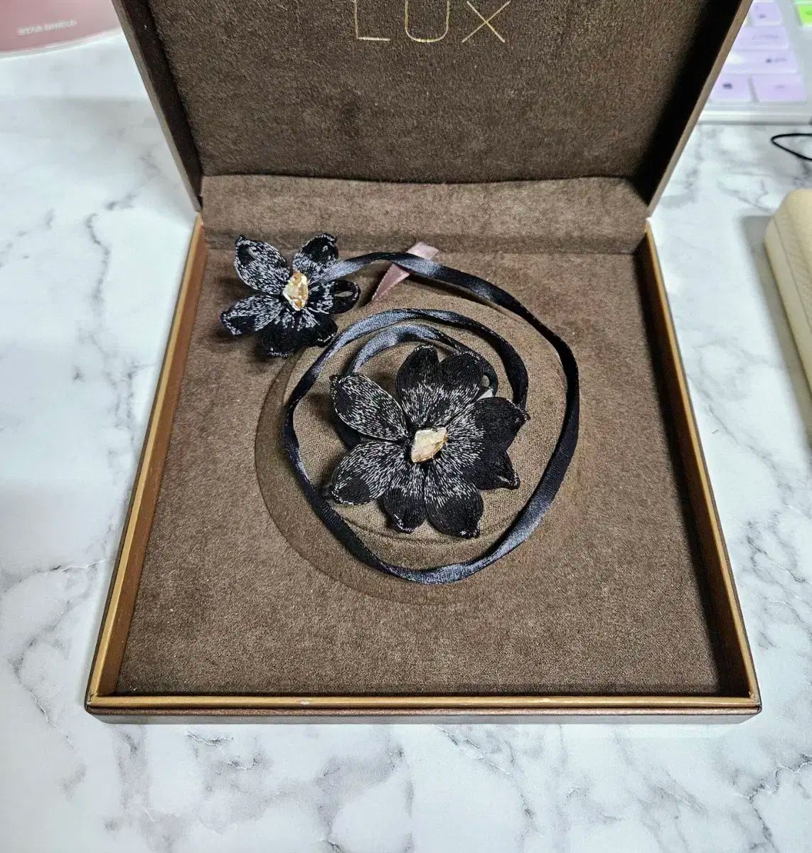 コレットマルーフ THE HAIR BAR TOKYO キャンディポニー