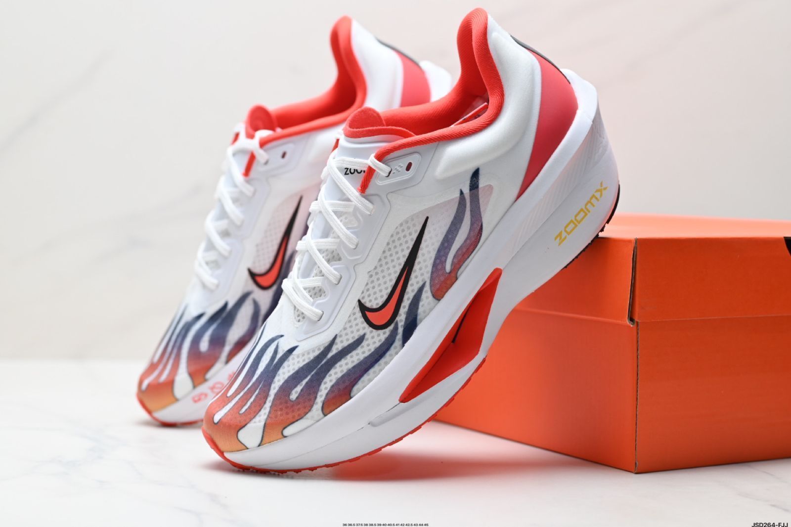 Nike（ナイキ）ZoomX Invincible Run Flyknit FK6 Zoom Fly 6