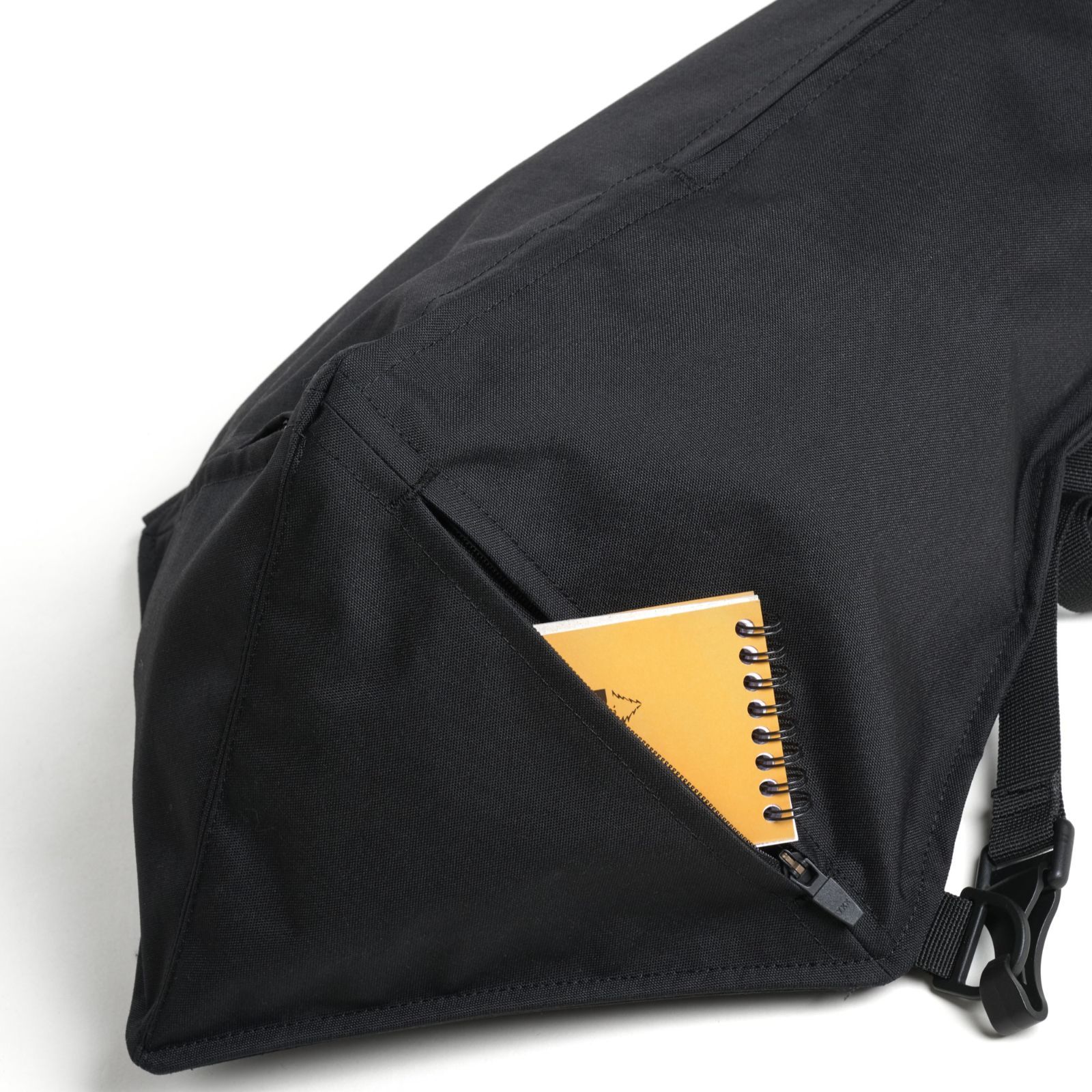 bagjack バイシクロン トライアングル ワンショルダー バッグ Amazon | BAICYCLON by bagjack/BCL-73 TRIANGLE ONE STRAP BAG