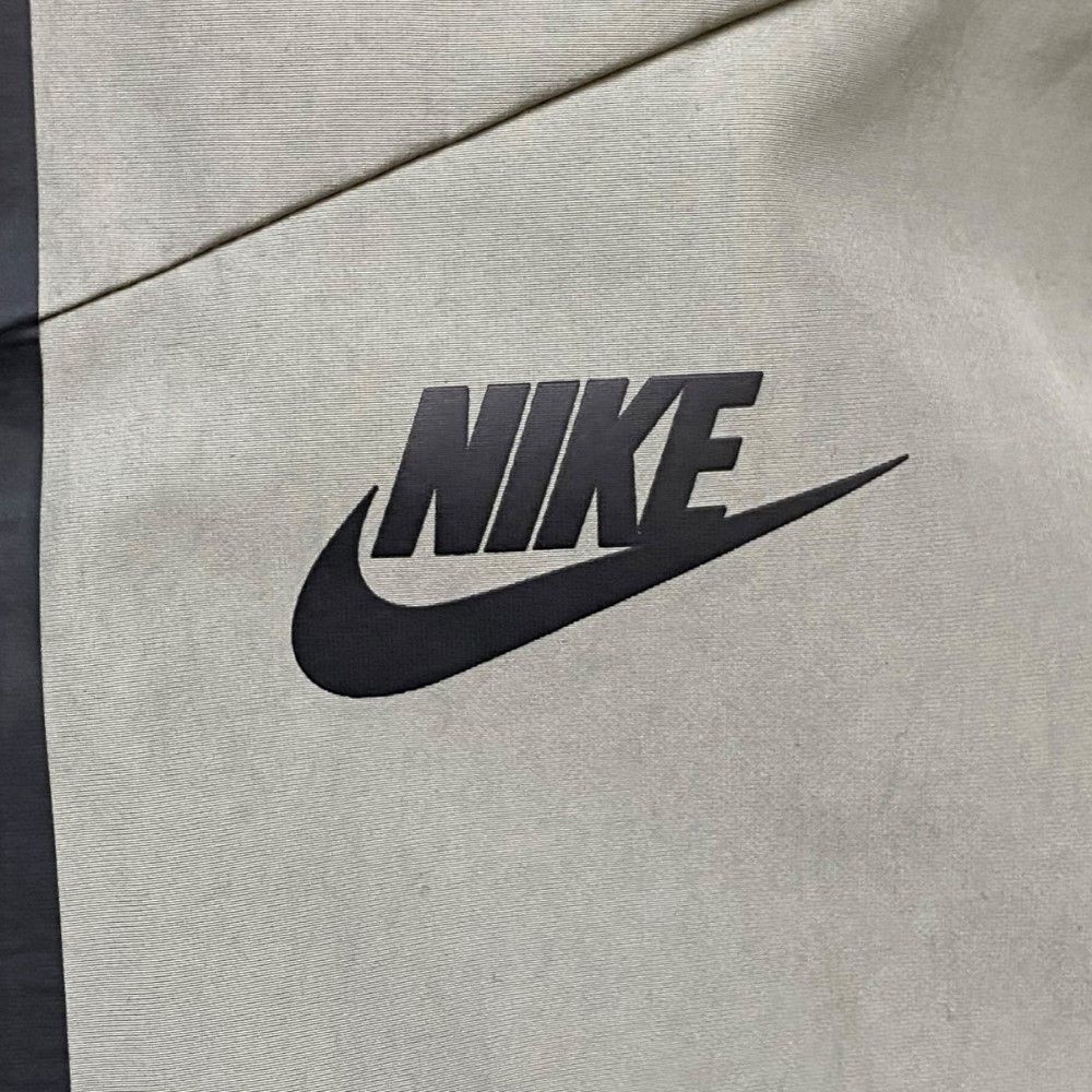 NIKE 18SS NSW TECH PACK HOODED SHIELD JACKET WOVEN HOODIE