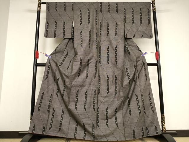 平和屋着物○本場大島紬 カタス9マルキ 変わり縞花文 正絹 逸品