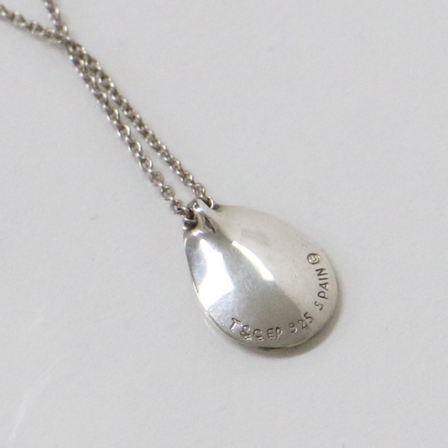 TIFFANY&CO ティファニー　ネックレス　マドンナ　プレート　 SV925 TIFFANY&CO ティファニー ネックレス マドンナ プレート SV925