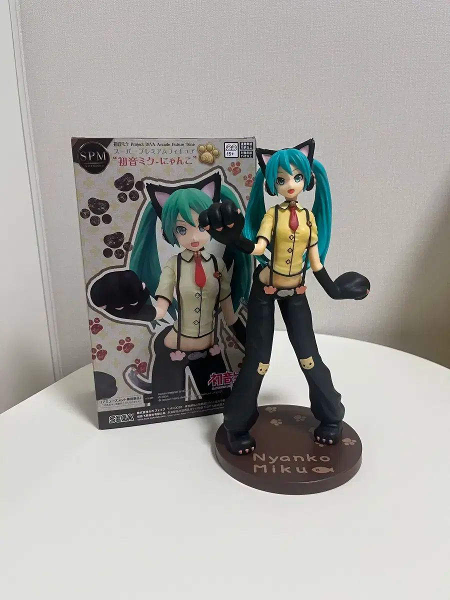 初音ミク】にゃんこ スーパープレミアムフィギュア 6箱セット Amazon