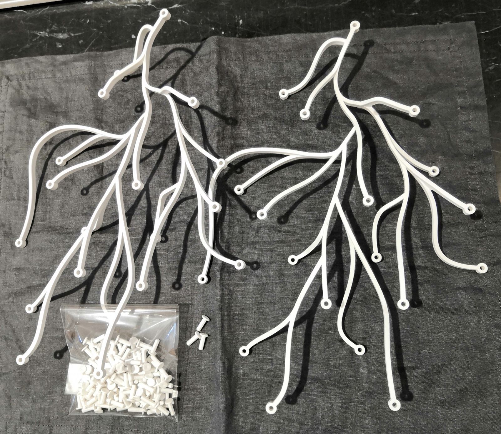 Vitra アルギュ Algue 白 ピース50個 A - メルカリ