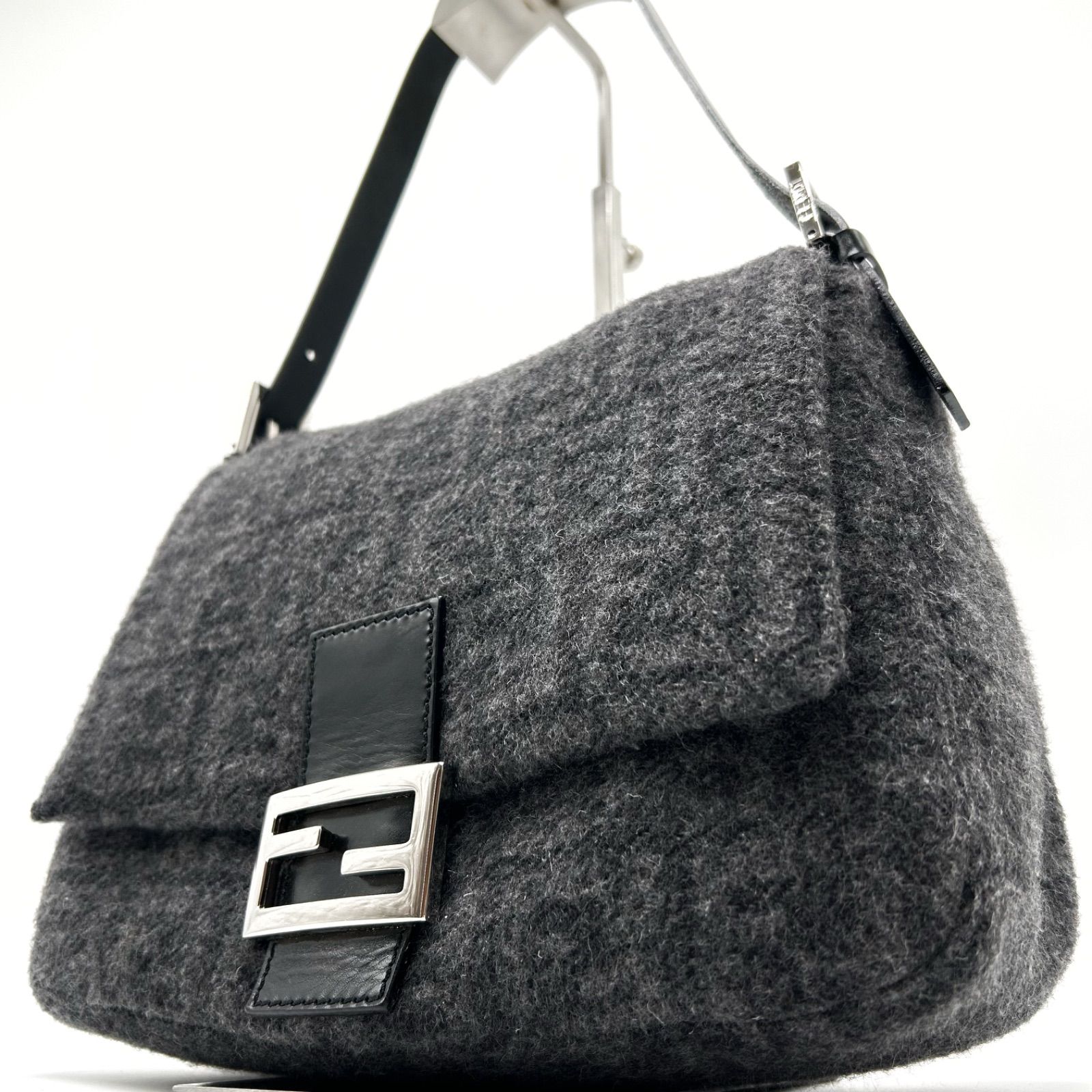 フェンディ　ハンドバッグ　マンマバケット　ズッカ　ウール　レザー　グレー　黒 楽天市場】フェンディ FENDI マンマバケット ハンドバッグ