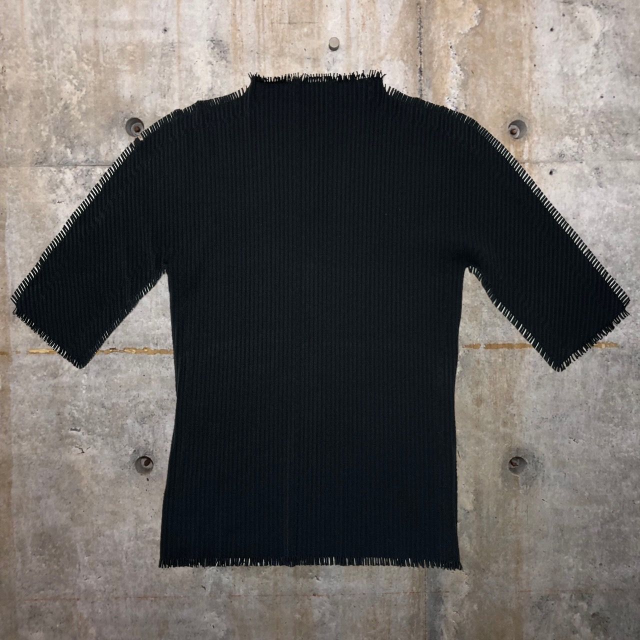 PLEATS PLEASE /プリーツプリーズ　1mm カットソー　ブラック PLEATS PLEASE プリーツプリーズ イッセイミヤケ PP55-JK104